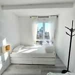 公寓 2-bedroom Penthouse In The Heart Of With A Sea View *